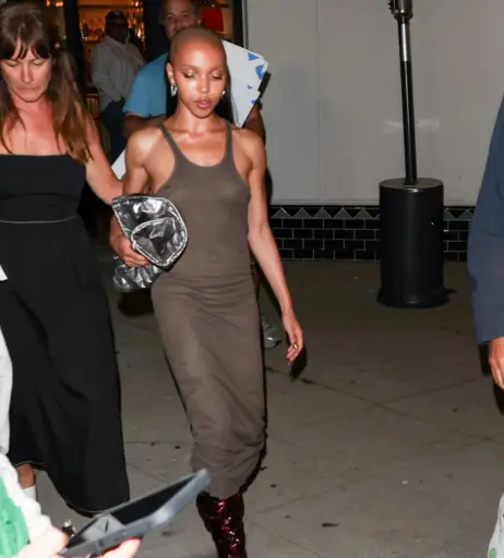 Image 1997538 from FKA Twigs