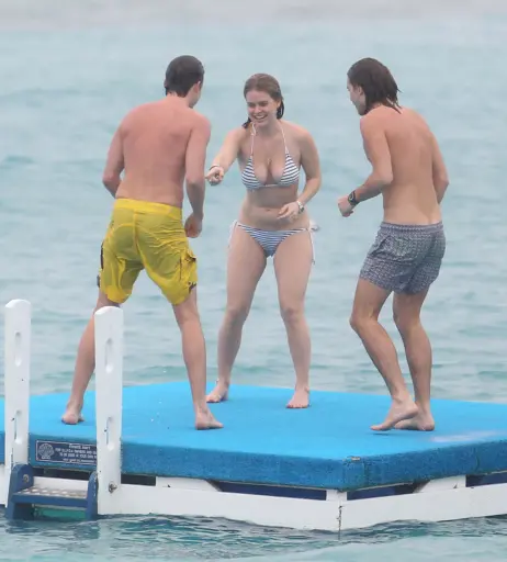 Image 1997726 from Alice Eve