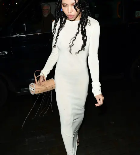 Image 1997186 from FKA Twigs