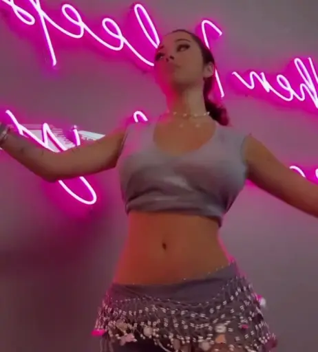 Image 1994509 from Malu Trevejo