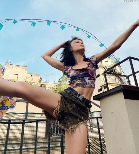 Image 1994475 from Alice Pagani