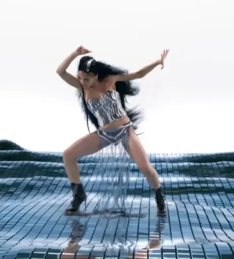 Image 1994771 from FKA Twigs