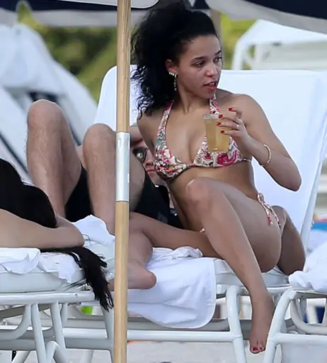 Image 1991824 from FKA Twigs