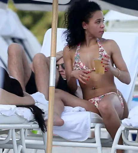 Image 1991470 from FKA Twigs