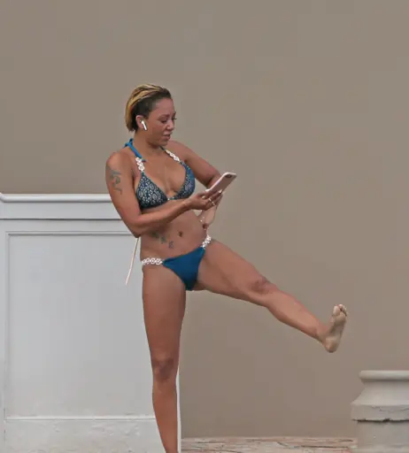 Image 1991414 from Melanie Brown