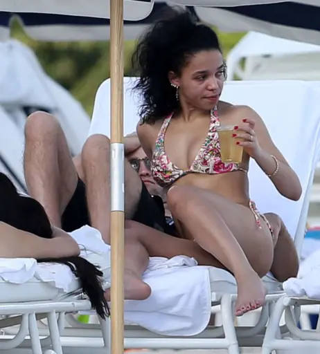 Image 1991935 from FKA Twigs