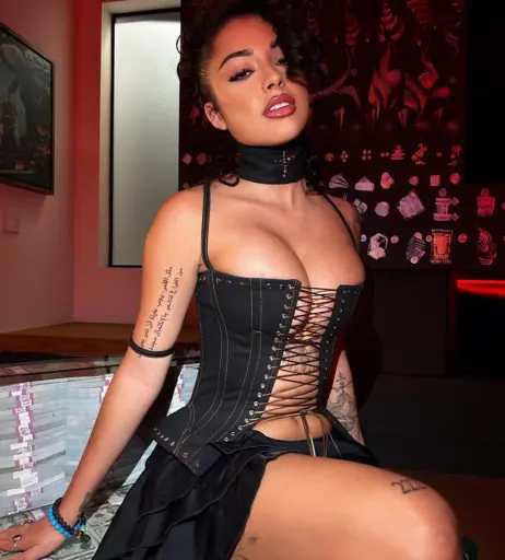 Image 1992473 from Malu Trevejo