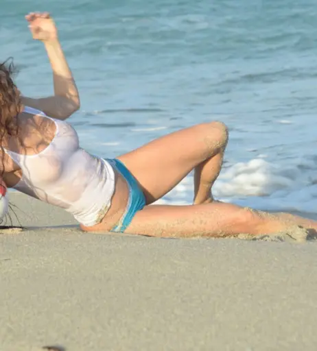 Image 1992091 from Anais Zanotti