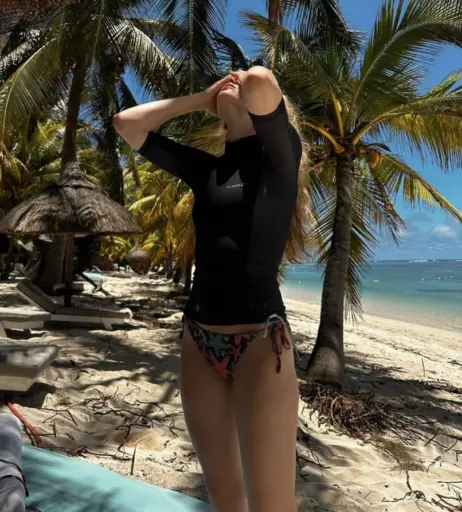 Image 1992290 from Mitsou Jung