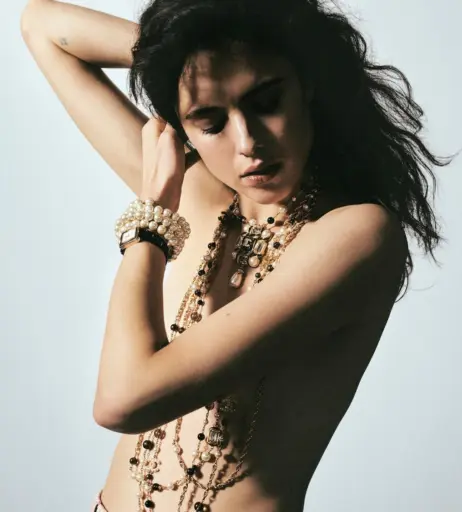 Image 1992280 from Sarah Margaret Qualley