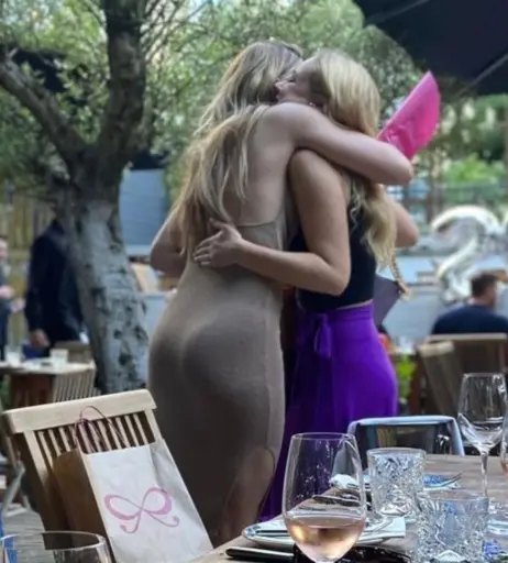 Image 1992961 from Mitsou Jung