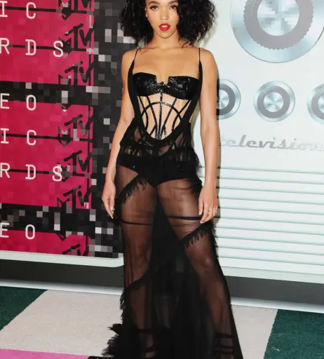 Image 1993586 from FKA Twigs