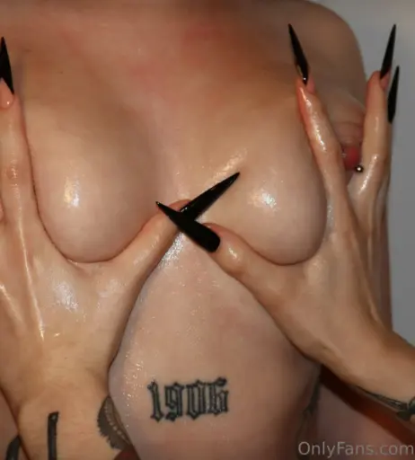 Image 199349 from Saucychilisauce