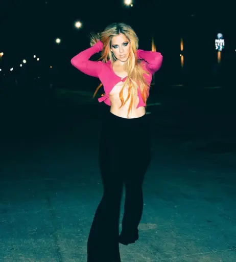 Image 1993657 from Avril Lavigne