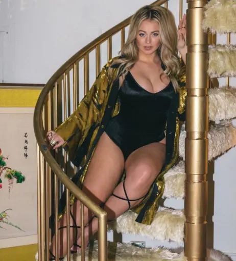 Image 1993189 from Iskra Lawrence