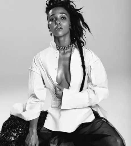 Image 1993037 from FKA Twigs