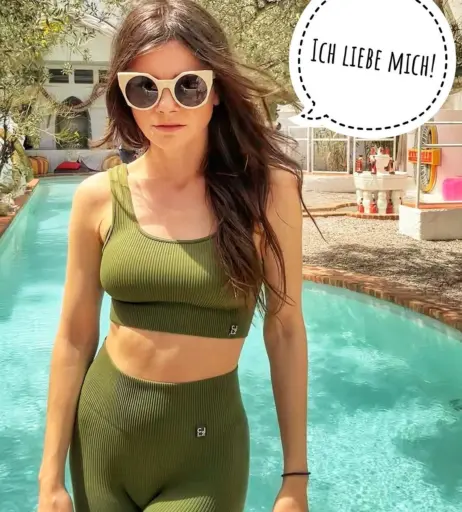 Image 1993941 from Joyce Ilg