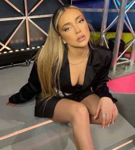 Image 1990811 from Ana Mena