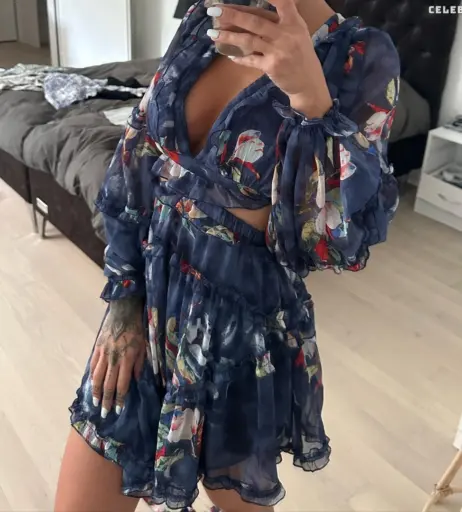 Image 1999578 from Elena Miras