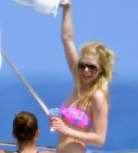 Image 1999218 from Avril Lavigne