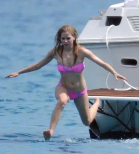 Image 1998875 from Avril Lavigne