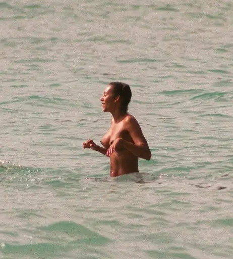 Image 1985878 from Melanie Brown