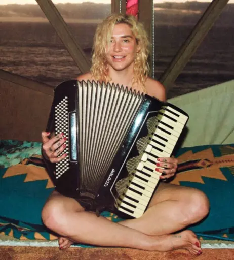 Image 1986001 from Kesha