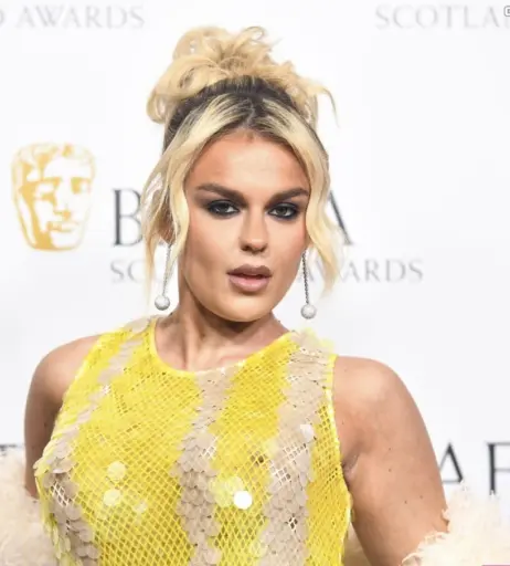 Image 1986293 from Tallia Storm