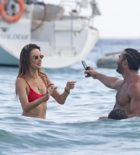 Image 1987788 from Alessandra Ambrosio