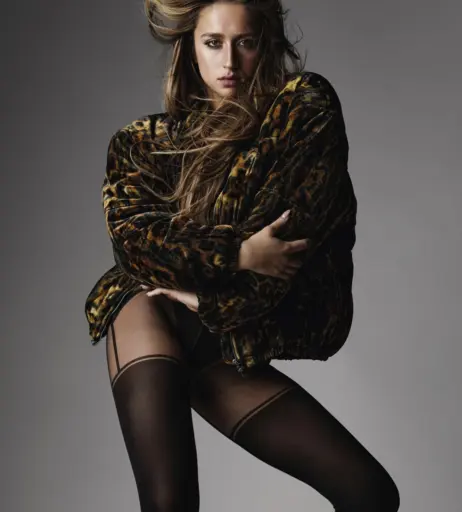 Image 1984038 from Tate McRae