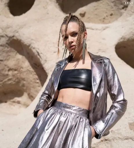 Image 1982516 from Josephine Skriver