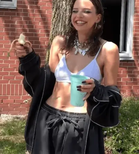 Image 1989356 from Nina Chuba