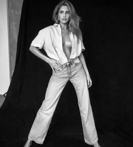 Image 1988802 from Mitsou Jung