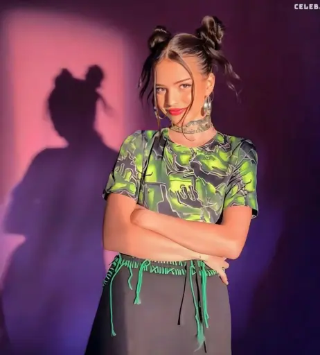 Image 1988759 from Nina Chuba