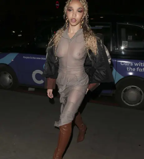 Image 1988772 from FKA Twigs