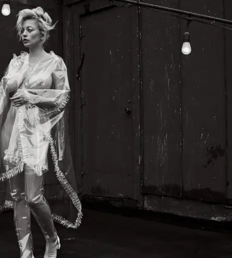 Image 1988624 from Caroline Vreeland