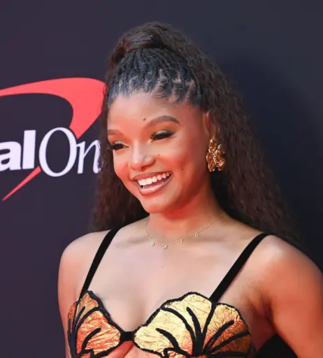 Image 1976203 from Halle Bailey