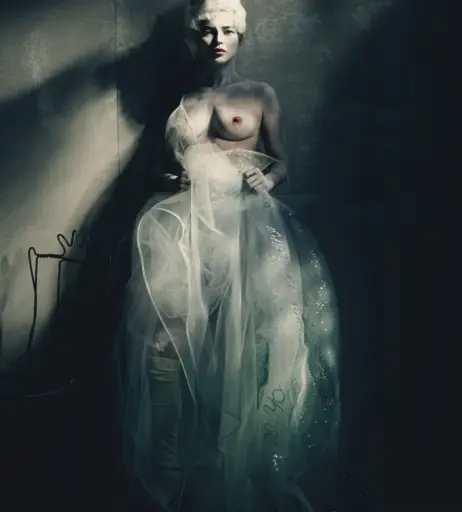 Image 1971101 from Kate Moss