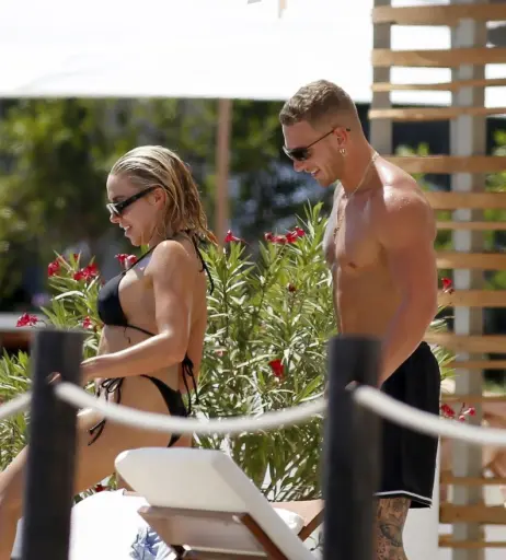 Image 1971292 from Gabby Allen