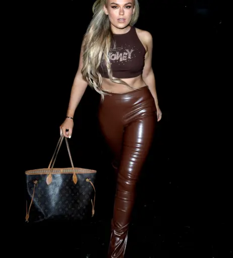 Image 1971285 from Tallia Storm
