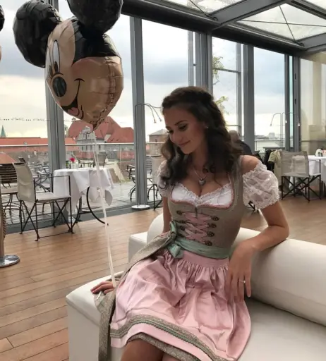 Image 1973381 from Betty Taube