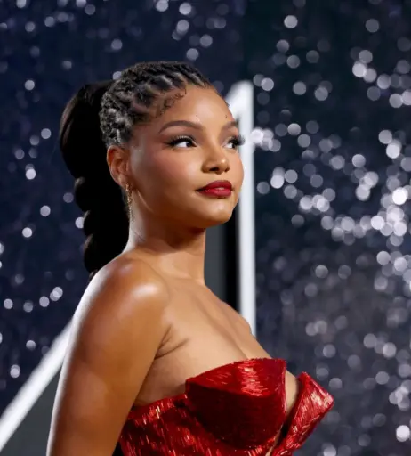 Image 1979039 from Halle Bailey