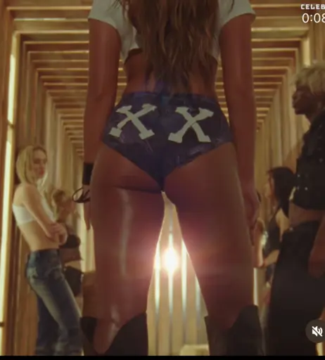 Image 1978451 from Tate McRae