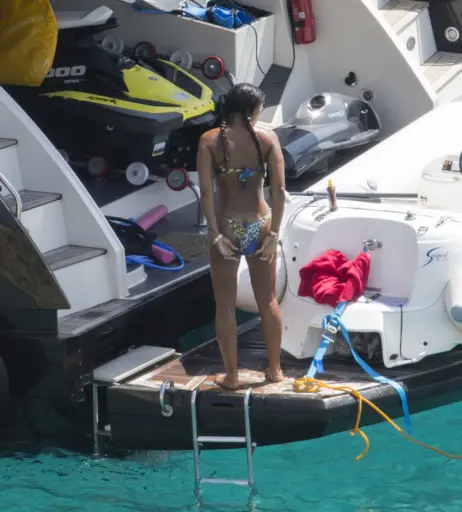 Image 1978322 from Melanie Brown