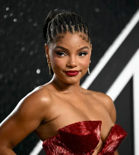 Image 1978278 from Halle Bailey