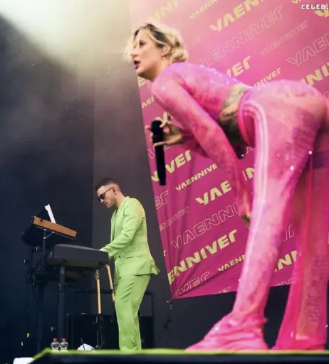 Image 1965042 from Jennifer Weist