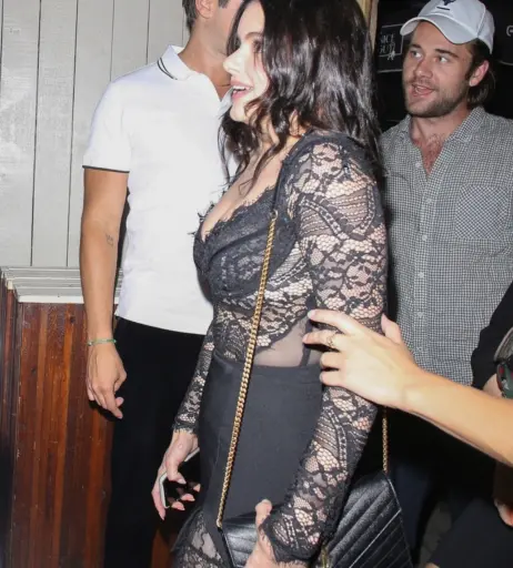 Image 1966741 from Ariel Winter