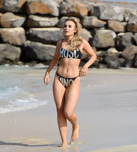 Image 1961885 from Tallia Storm
