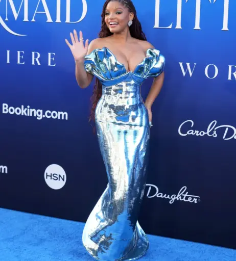 Image 1963799 from Halle Bailey