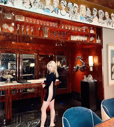 Image 1963187 from Ariel Winter